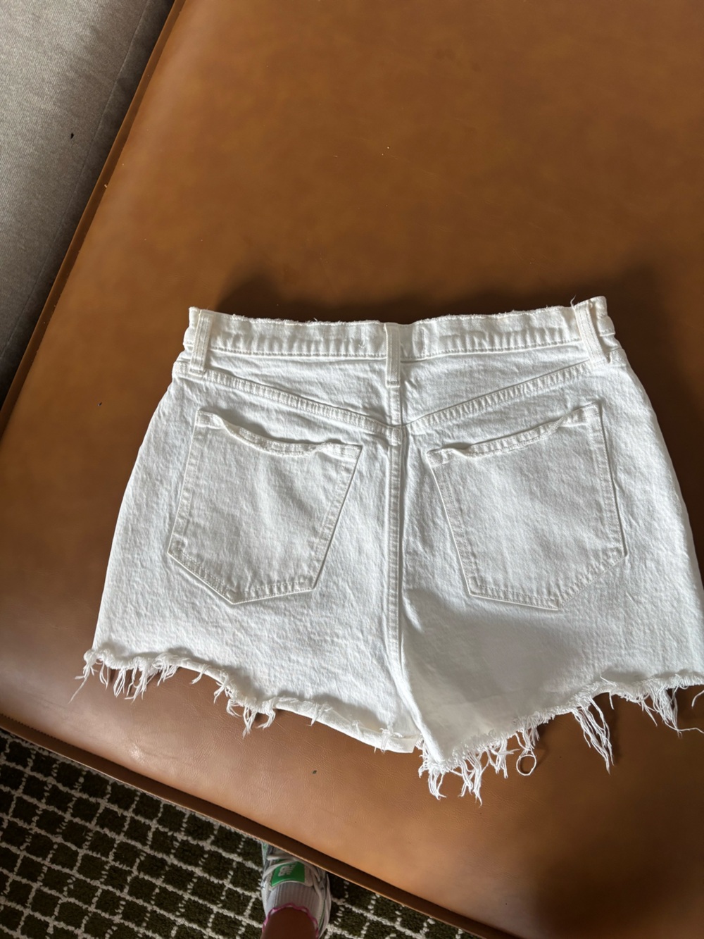 Abercrombie cutoff short high rise - white distressed - Picture 4 of 4